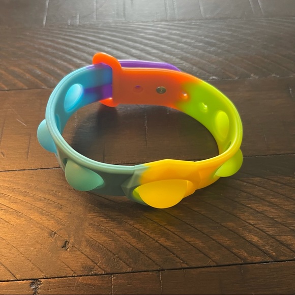 Rainbow Fidget Pop‎ It Bracelet - Picture 2 of 3